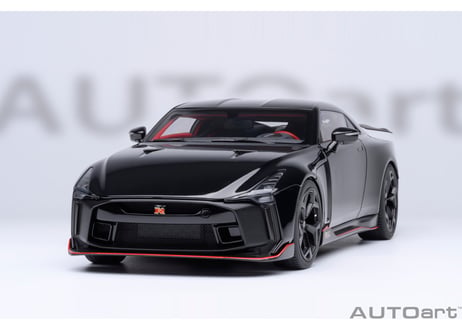 AUTOart 1/18　NISSAN GT-R50 by ITALDESIGN （ブラック／マット・ブラック）　77513