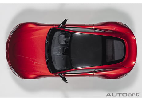 AUTOart 1/18　アストンマーチン ヴァンテージ 2019 （ハイパー・レッド／カーボンブラック・ルーフ）　70277