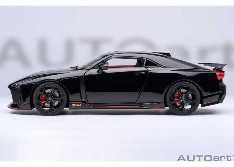 AUTOart 1/18 NISSAN GT-R50 by ITALDESIGN （ブラック／