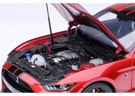 AUTOart 1/18　フォード マスタング シェルビー GT500 （レッド／ブラック・ストライプ）　73098