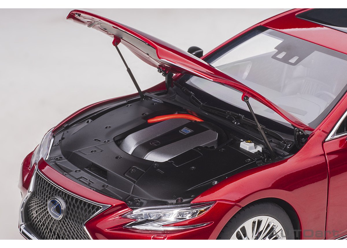 AUTOart 1/18 レクサス LS500h (メタリック・ダークレッド AUTOart 1/18 レクサス LS500h (メタリック・ダークレッド