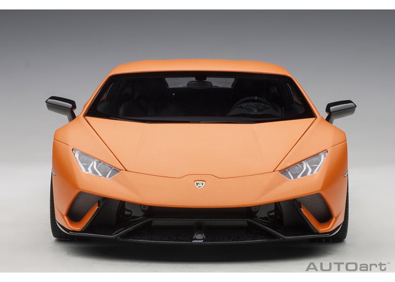 AUTOart 1/18 ランボルギーニ ウラカン ペルフォマンテ (マット AUTOart 1/18 ランボルギーニ ウラカン ペルフォマンテ (マット