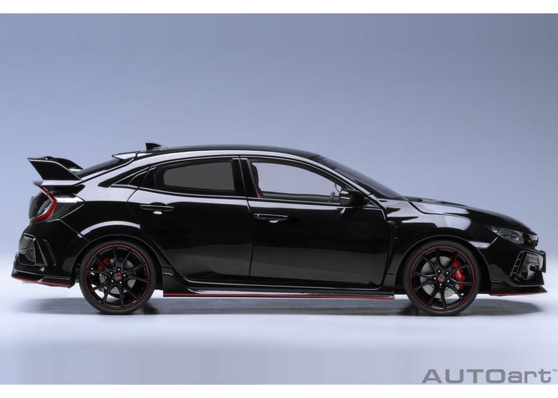 AUTOart 1/18 ホンダ シビック タイプR FK8 前期型 AUTOart 1/18 ホンダ シビック タイプR （FK8） 2021 （ポリッシュド