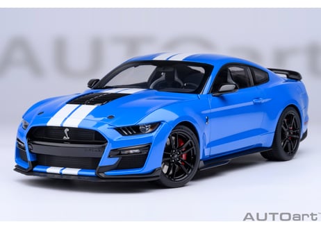 AUTOart 1/18　フォード マスタング シェルビー GT500 （ブルー／ホワイト・ストライプ）　73094