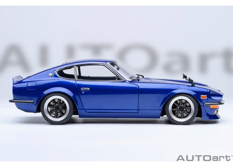 AUTOart 1/18　日産 フェアレディZ （S30） 「湾岸ミッドナイト」 悪魔のZ （第1巻仕様）　77453