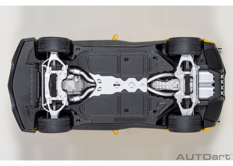 AUTOart 1/18 シボレー コルベット (C7) ZR1 (イエロー AUTOart 1/18 シボレー コルベット (C7) ZR1 (イエロー