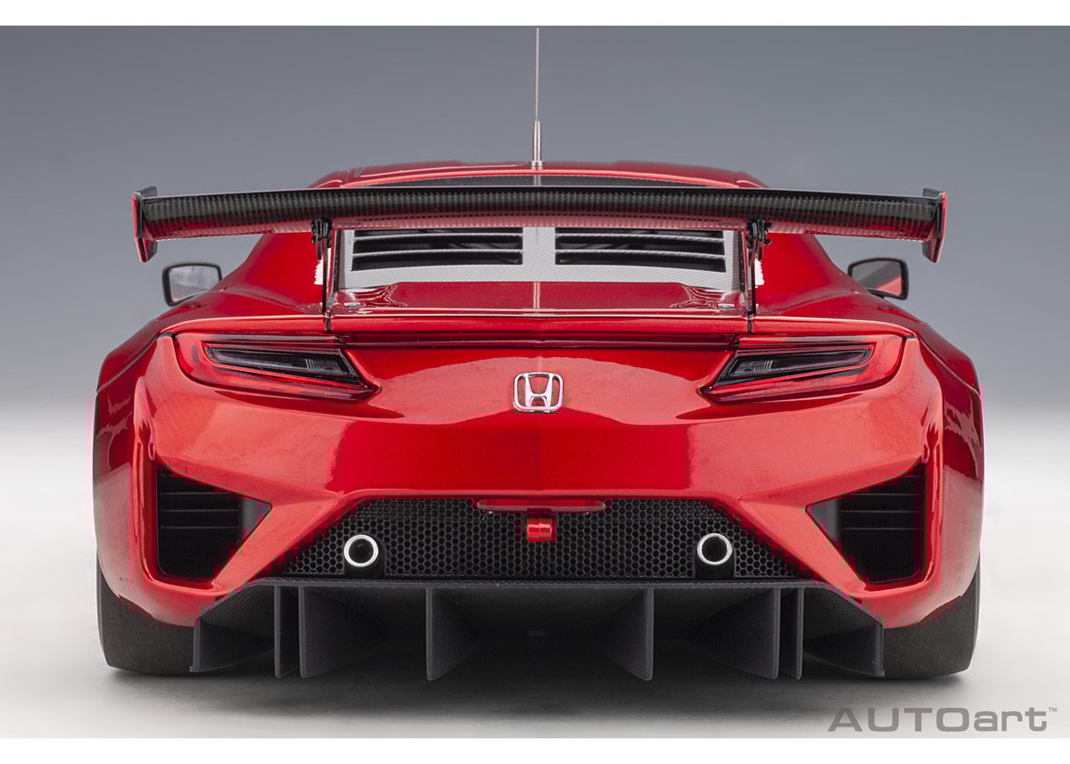 AUTOart 1/18 ホンダ NSX GT3 2018 (ハイパー・レッド)*開閉 AUTOart 1/18 ホンダ NSX GT3 2018 (ハイパー・レッド)*開閉