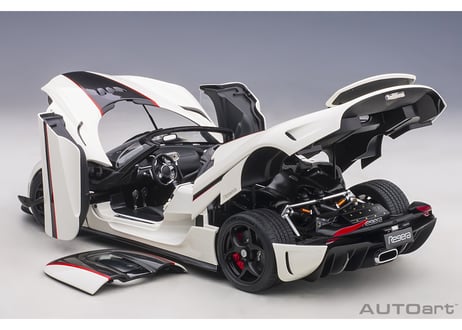 AUTOart 1/18　ケーニグセグ レゲーラ （ホワイト／カーボンブラック／レッド）　79027