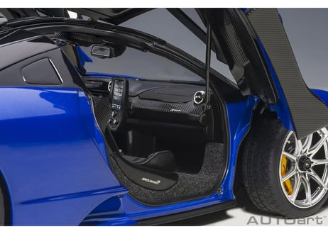 AUTOart 1/18　マクラーレン セナ （メタリック・ブルー）　76079