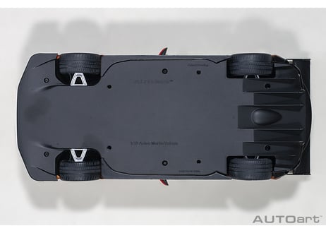 AUTOart 1/18　アストンマーチン ヴァルカン （メタリック・オレンジ）　70264