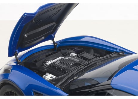 AUTOart 1/18　シボレー コルベット (C7) Z06 (ブルー)　71265