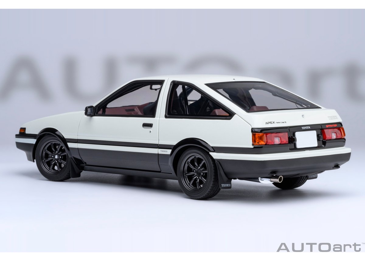 AUTOart 1/18 トヨタ スプリンター トレノ (AE86) 「頭文字 D」 “プロジ