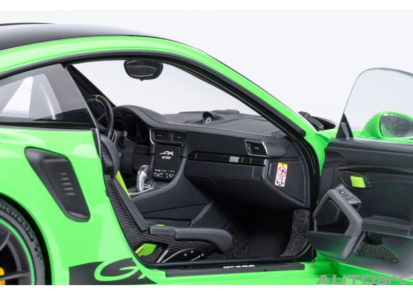 AUTOart 1/18 ポルシェ 911 （991.2） GT3 RS ヴァイザッハ・パッケ