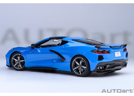 AUTOart 1/18　シボレー コルベット （C8） スティングレイ Z51 （ブルー）　71281