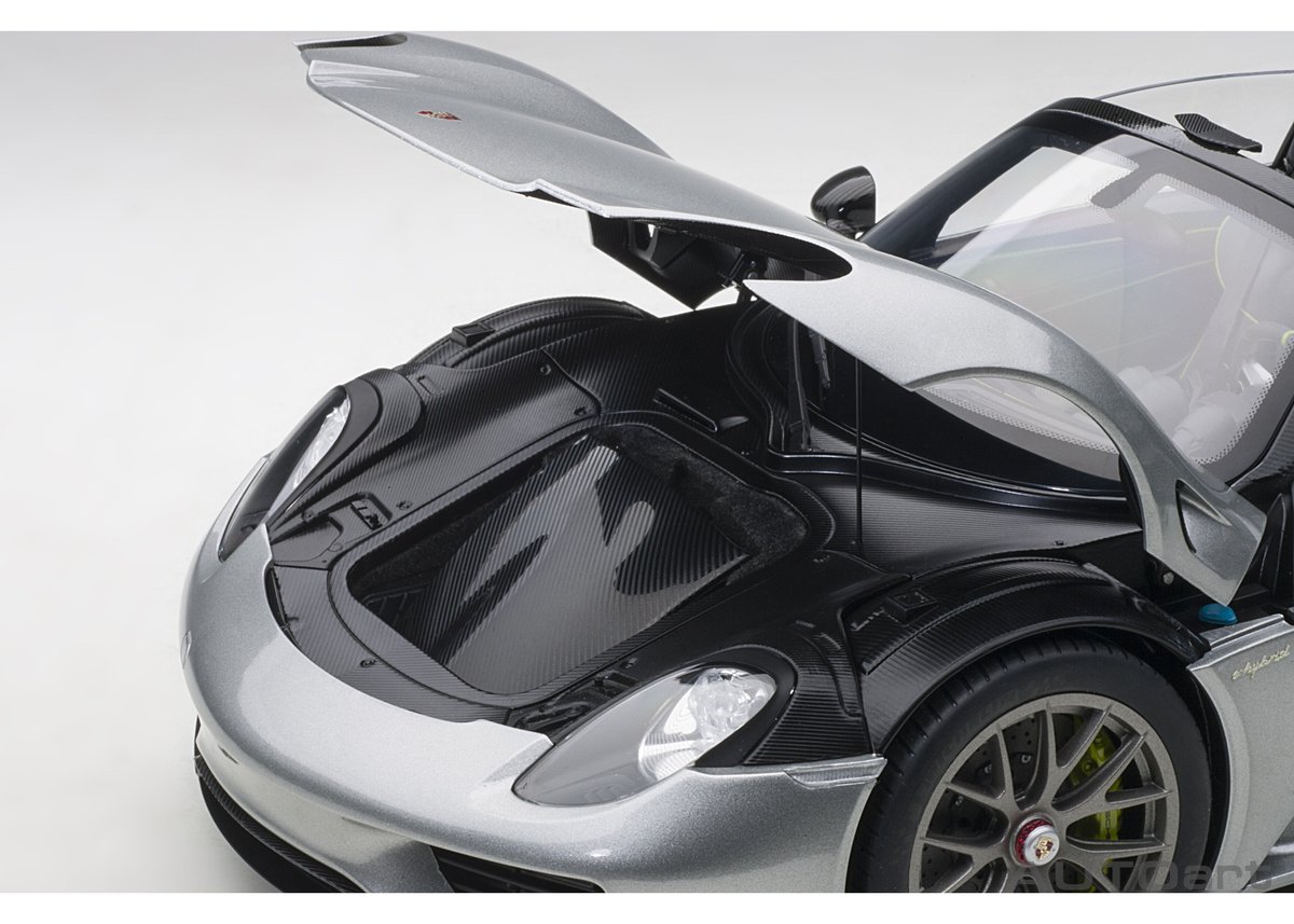 AUTOart 1/12 ポルシェ 918 スパイダー バイザッハ・パッケージ AUTOart 1/12 ポルシェ 918 スパイダー バイザッハ・パッケージ
