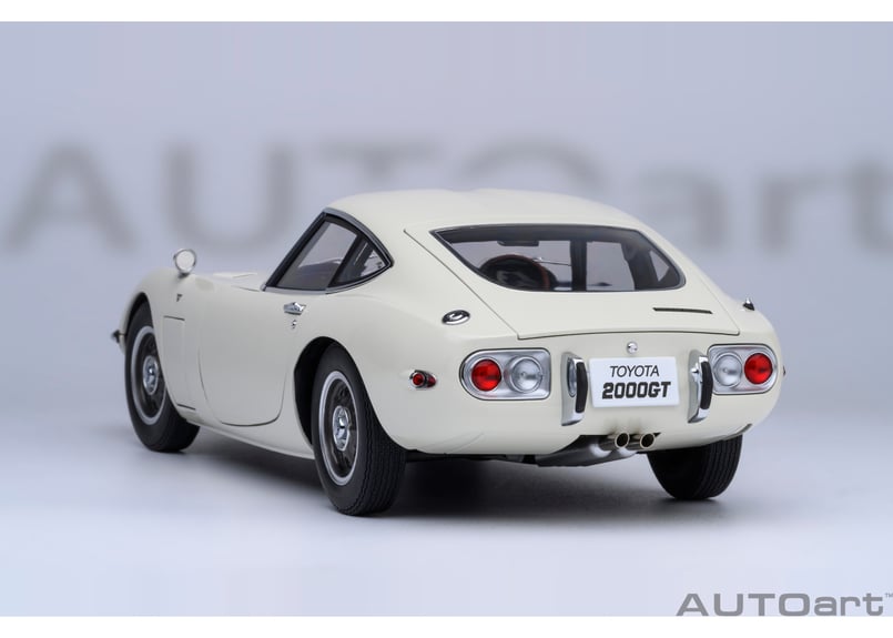 新品AUTOart トヨタ2000 GT クーペ 1/18 ホワイト 78747 1/18 AUTOart Toyota 2000 GT 2000GT (White with Wire Spoke