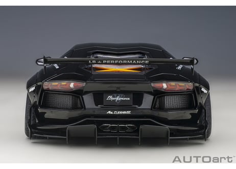 AUTOart 1/18　リバティーウォーク LB-WORKS ランボルギーニ アヴェンタドール リミテッドエディション （ブラック＜LBWK＞／カーボンブラック・ボンネット）　79244