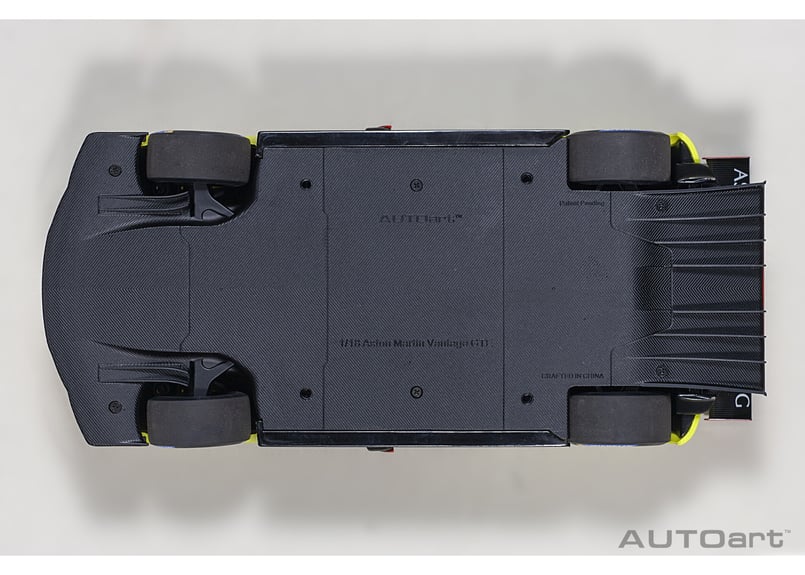 AUTOart 1/18 アストンマーチン ヴァンテージ GTE 2018 #95 （ル・マン