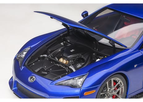AUTOart 1/18　レクサス LFA （パール・ブルー）　78858