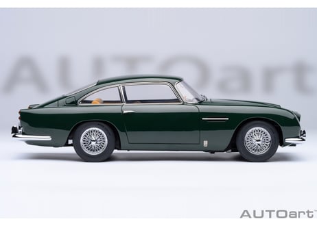 AUTOart 1/18　アストンマーチン DB5 （ダークグリーン）　70286
