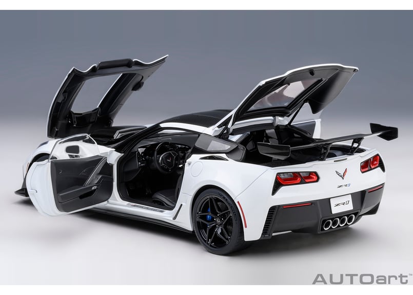 AUTOart 1/18 シボレー コルベット （C7） ZR1 （ホワイト） 71270 |...