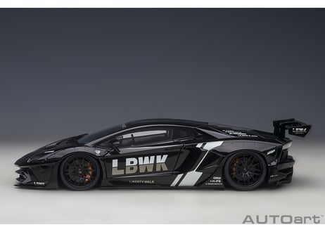 AUTOart 1/18　リバティーウォーク LB-WORKS ランボルギーニ アヴェンタドール リミテッドエディション （ブラック＜LBWK＞／カーボンブラック・ボンネット）　79244