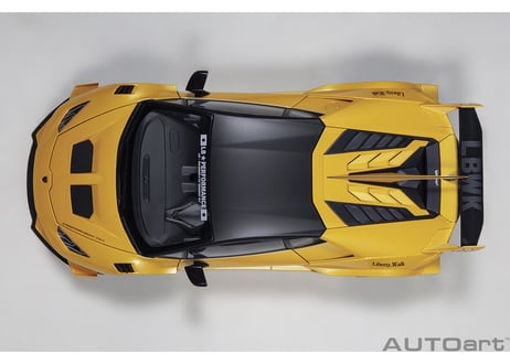 AUTOart 1/18　 リバティーウォーク LB‐シルエット ワークス ランボルギーニ ウラカン GT （メタリック・イエロー）　79127
