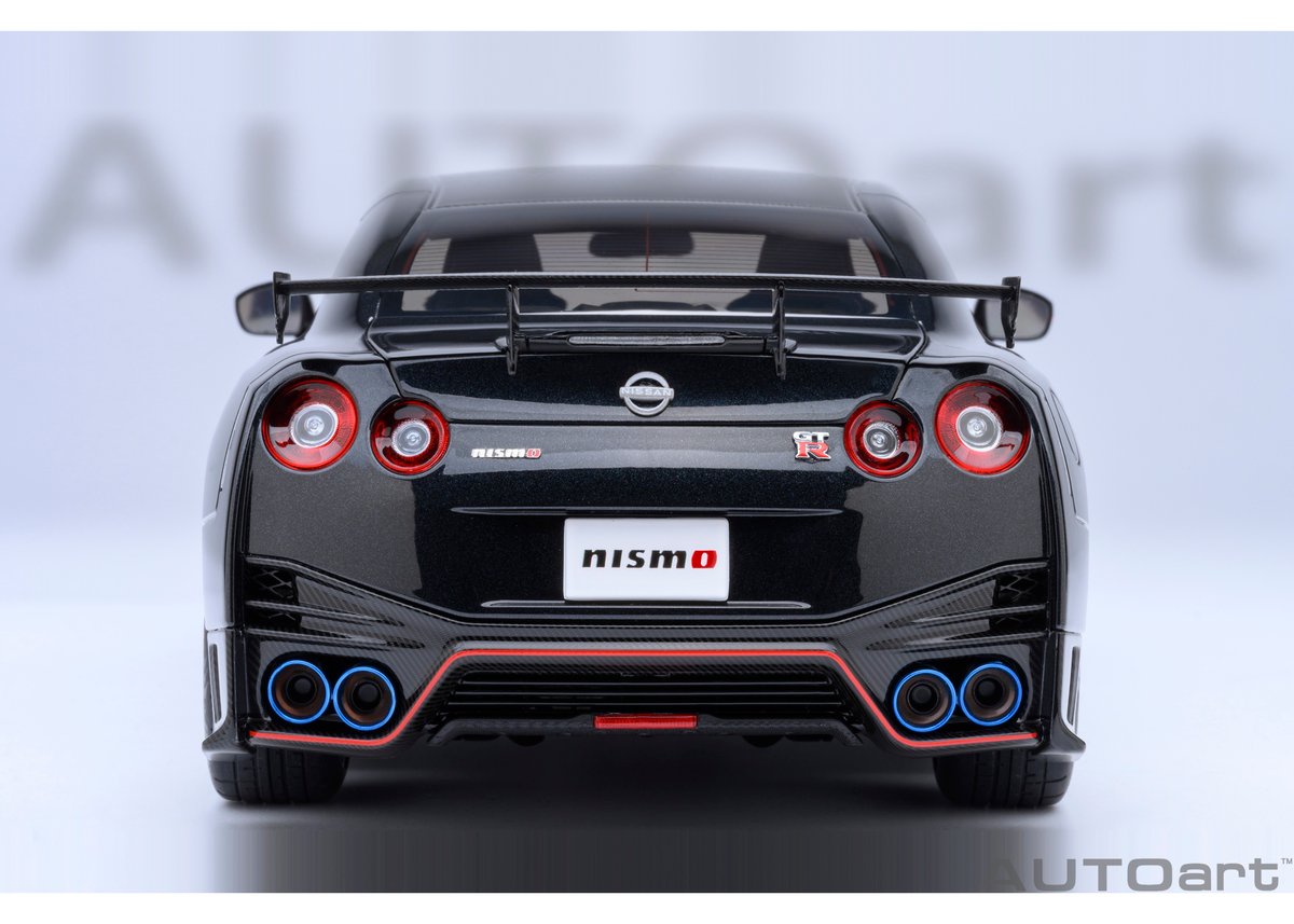 AUTOart 1/18 日産 GT-R (R35) ニスモ スペシャルエディション AUTOart 1/18 日産 GT-R (R35) ニスモ スペシャルエディション
