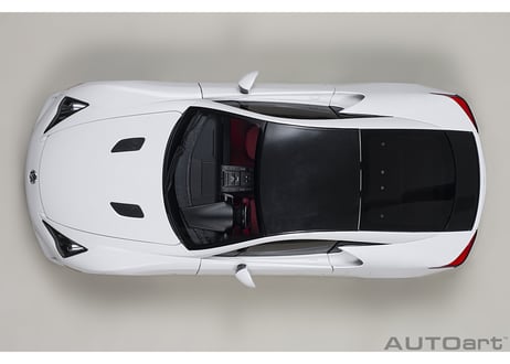 AUTOart 1/18　レクサス LFA （ホワイテスト・ホワイト／ブラック・カーボン）　78851