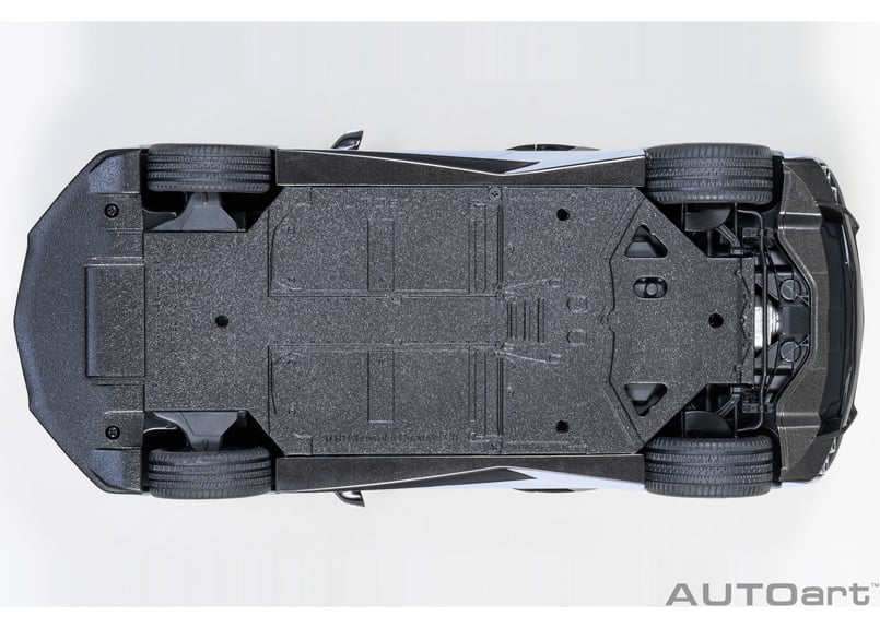 AUTOart 1/18 シボレー コルベット (C8) スティングレイ Z51 AUTOart 1/18 シボレー コルベット (C8) スティングレイ Z51