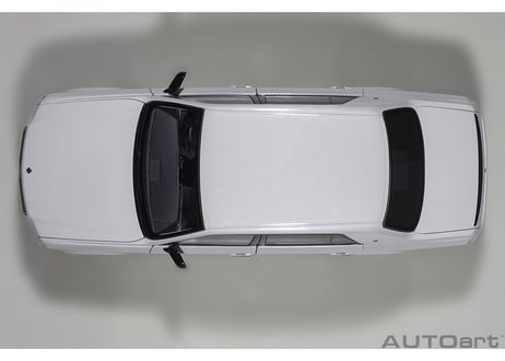 AUTOart 1/18　トヨタ センチュリー GRMN （パール・ホワイト）　78764