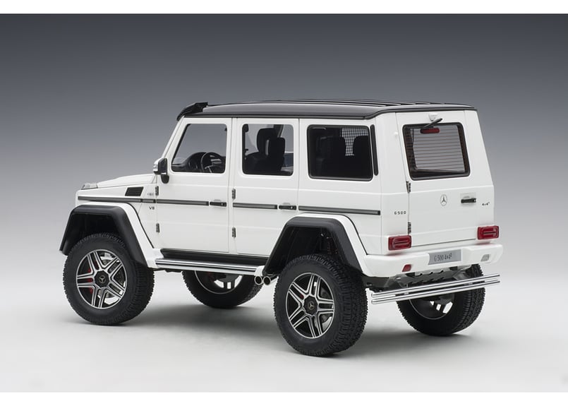 AUTOart 1/18 メルセデス・ベンツ G500 4X4 (ホワイト) 76316 AUTOart 1/18 メルセデス・ベンツ G500 4X4 (ホワイト) 76316