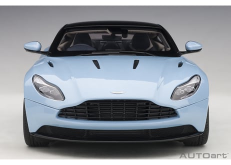 AUTOart 1/18　アストンマーチン DB11 （メタリック・ライトブルー）　70268
