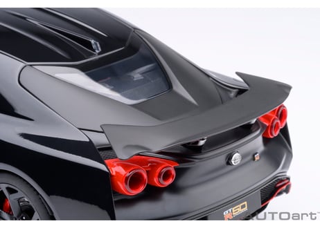 AUTOart 1/18　NISSAN GT-R50 by ITALDESIGN （ブラック／マット・ブラック）　77513