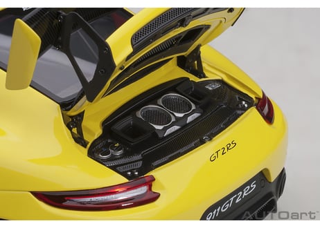 AUTOart 1/18　ポルシェ 911 （991.2） GT2 RS ヴァイザッハ・パッケージ （イエロー／カーボンブラック）　78172