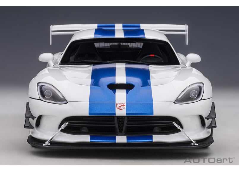 未開封品 autoart 1/18 DODGE Viper GTS R