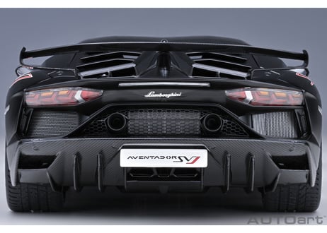 AUTOart 1/18　 ランボルギーニ アヴェンタドール SVJ （マット・ブラック）　79219