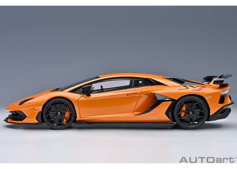 AUTOart 1/18　 ランボルギーニ アヴェンタドール SVJ （パール・オレンジ）　79218
