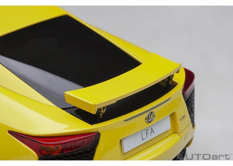 AUTOart 1/18　レクサス LFA （パール・イエロー）　78854