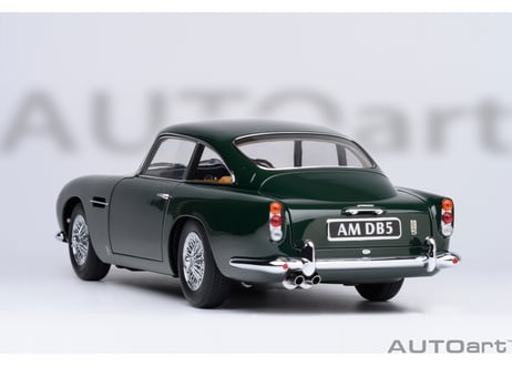 AUTOart 1/18　アストンマーチン DB5 （ダークグリーン）　70286