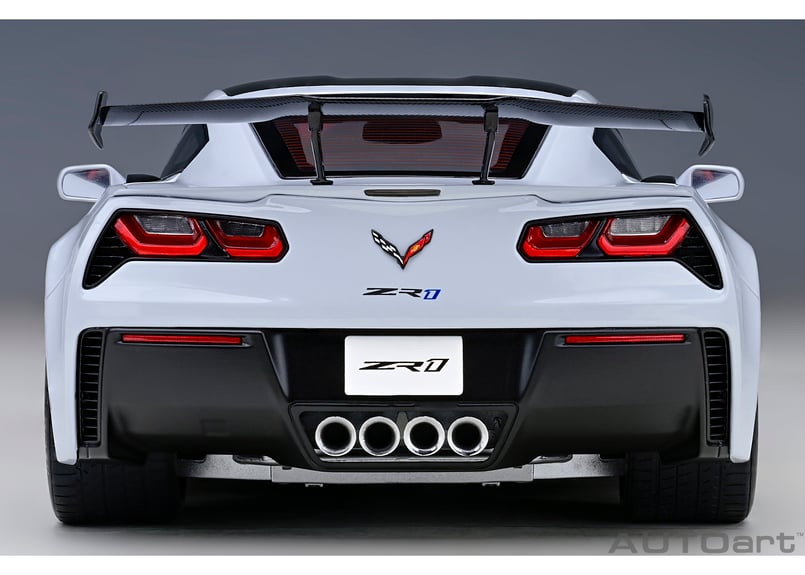 AUTOart 1/18 シボレー コルベット (C7) ZR1 (グレー AUTOart 1/18 シボレー コルベット (C7) ZR1 (グレー