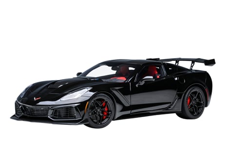 AUTOart 1/18　シボレー コルベット （C7） ZR1 （ブラック）　71276
