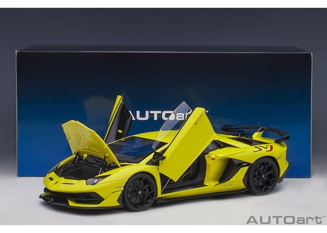 AUTOart 1/18　ランボルギーニ アヴェンタドール SVJ （パール・イエロー）　79175