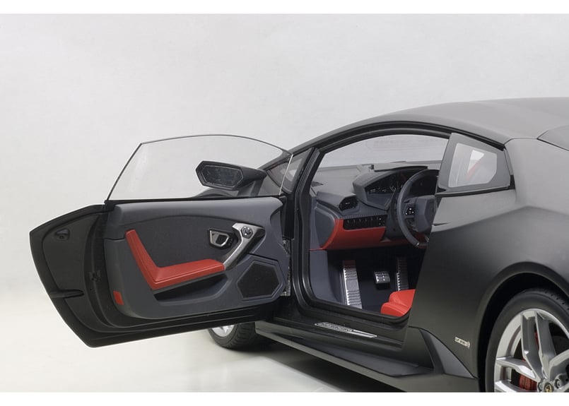 AUTOart 1/12 ランボルギーニ ウラカン LP610-4 (マット AUTOart 1/12 ランボルギーニ ウラカン LP610-4 (マット