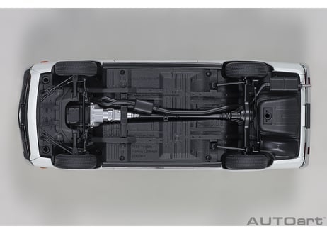 AUTOart 1/18　トヨタ セリカ リフトバック 2000GT （RA25） 1973 （ホワイト）　78766
