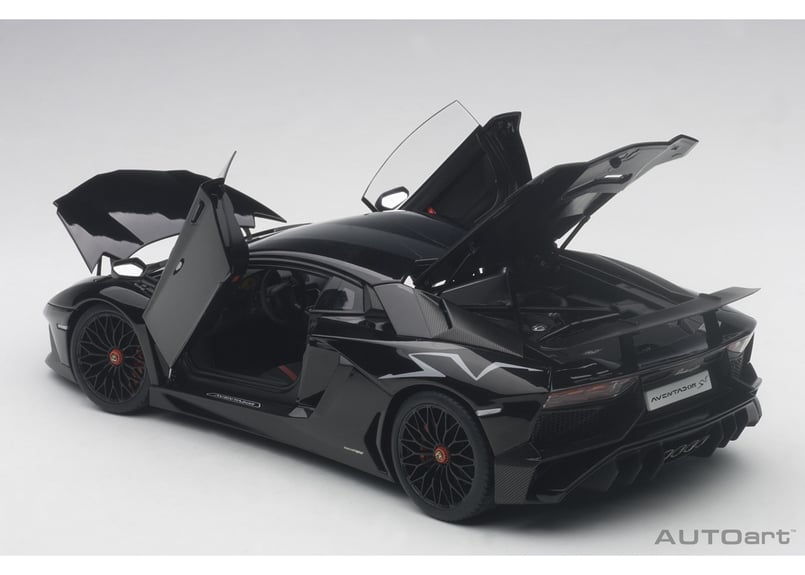 AUTOart 1/18 ランボルギーニ アヴェンタドール LP750-4 SV (ブラック)...