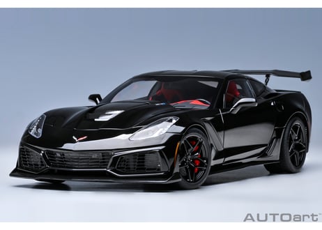 AUTOart 1/18　シボレー コルベット （C7） ZR1 （ブラック）　71276