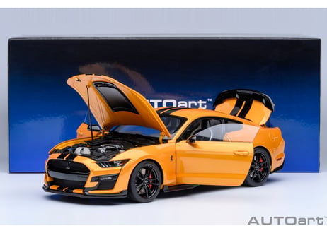 AUTOart 1/18　フォード マスタング シェルビー GT500 （オレンジ／ブラック・ストライプ）　73099