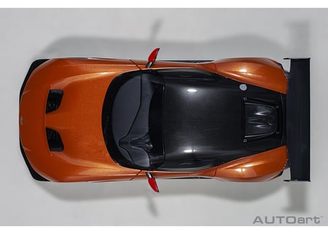 AUTOart 1/18　アストンマーチン ヴァルカン （メタリック・オレンジ）　70264