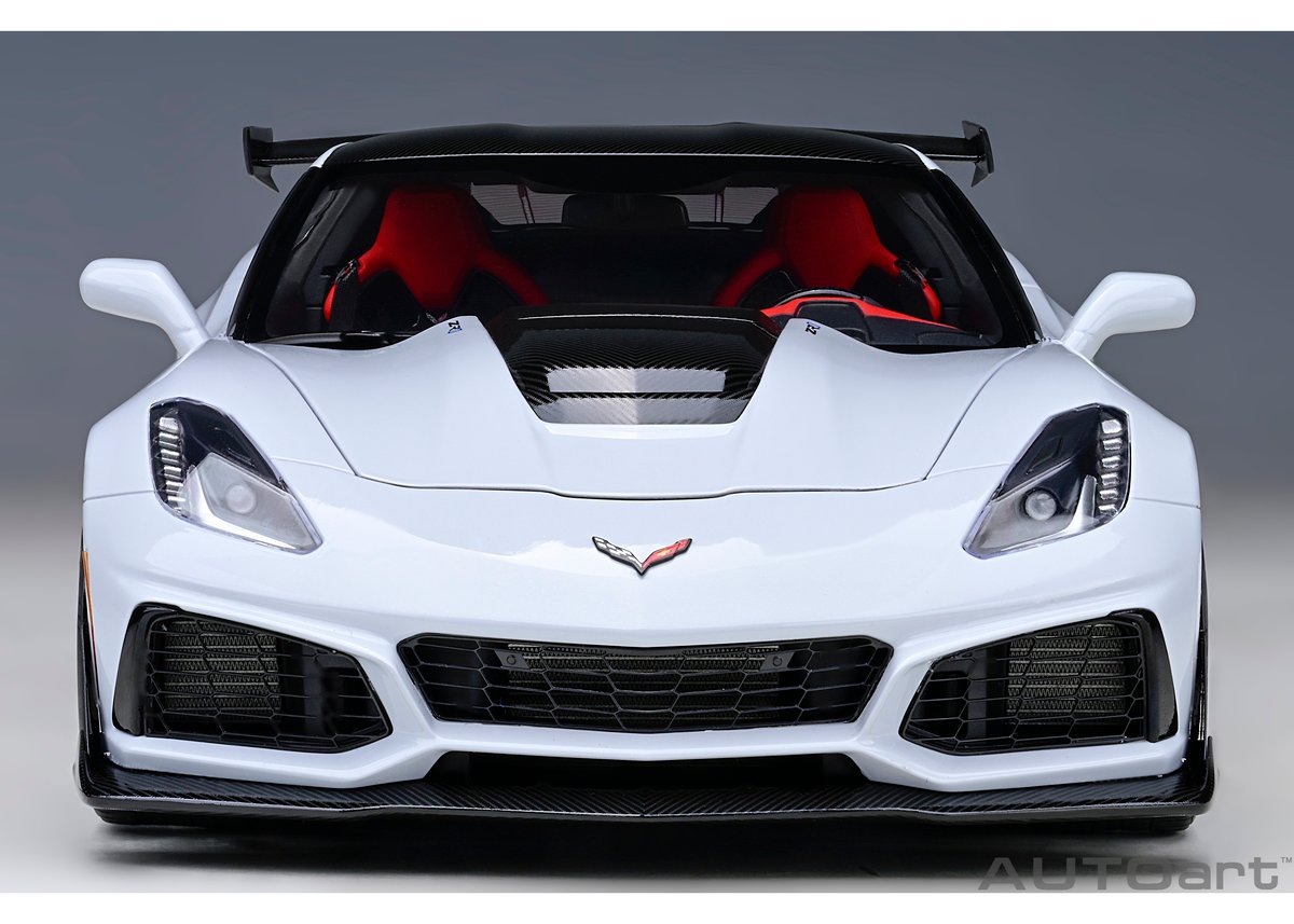 AUTOart 1/18 シボレー コルベット (C7) ZR1 (グレー AUTOart 1/18 シボレー コルベット (C7) ZR1 (グレー